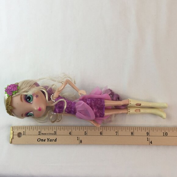 Spin Master La Dee Da Fairytale Dance Cyanne As Rapunzel Doll 2010 - Picture 6 of 6